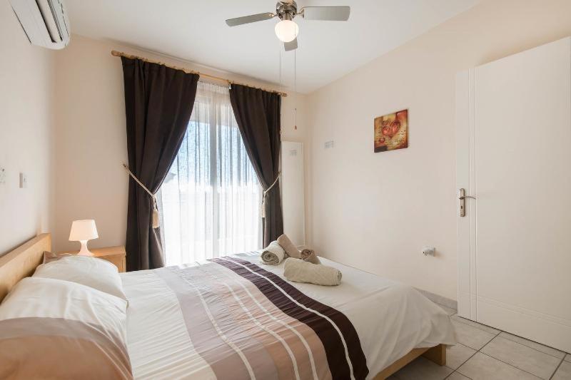 Ferienwohnung Royal Seacrest Paphos Exterior foto